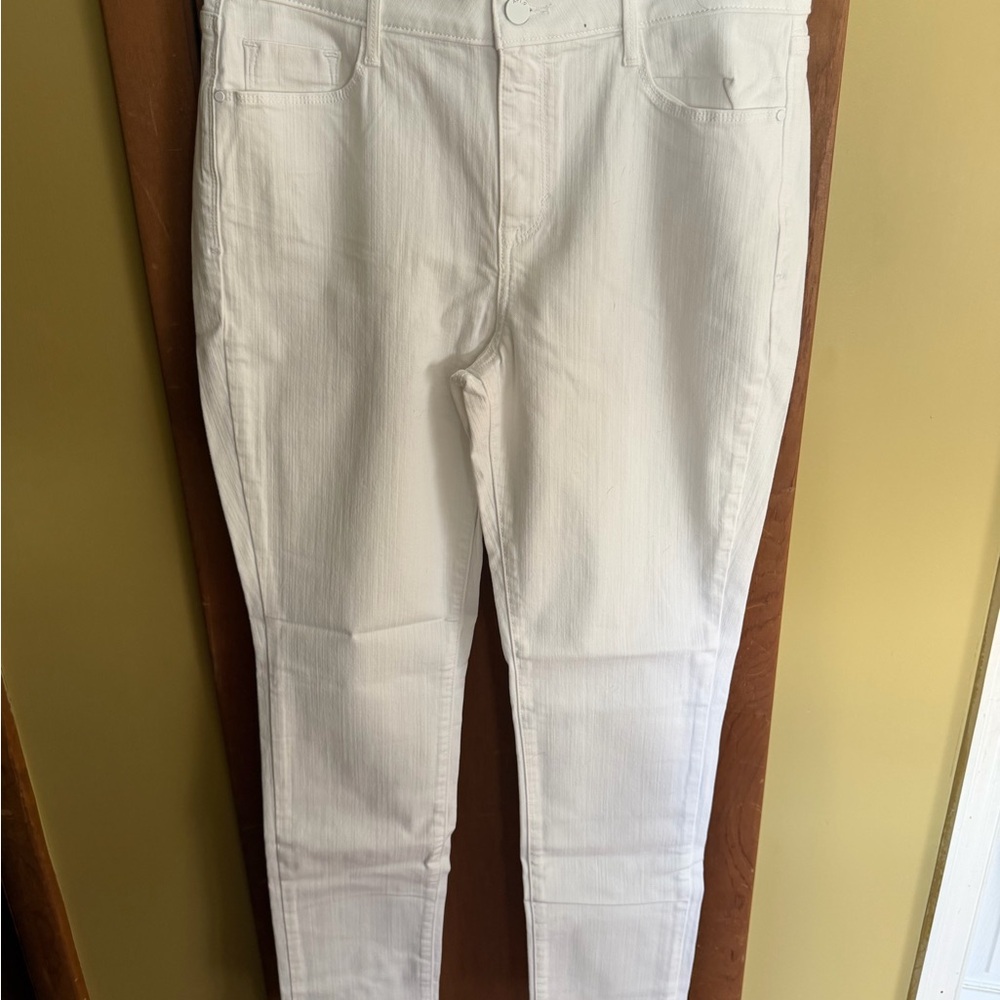 Classic White Women's Jeggings